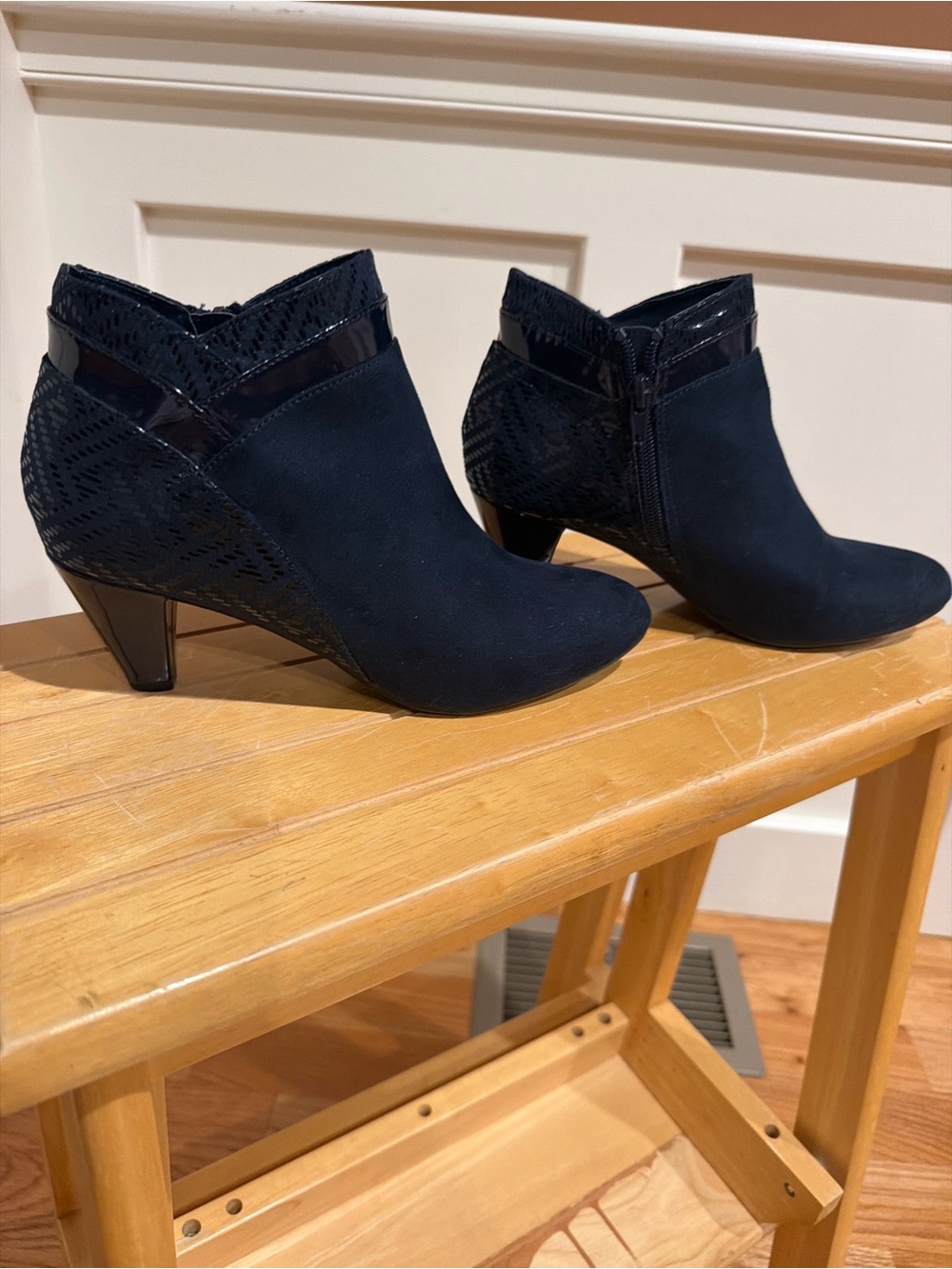 Karen Scott Navy Suede and Patent Trim Ankle Booties